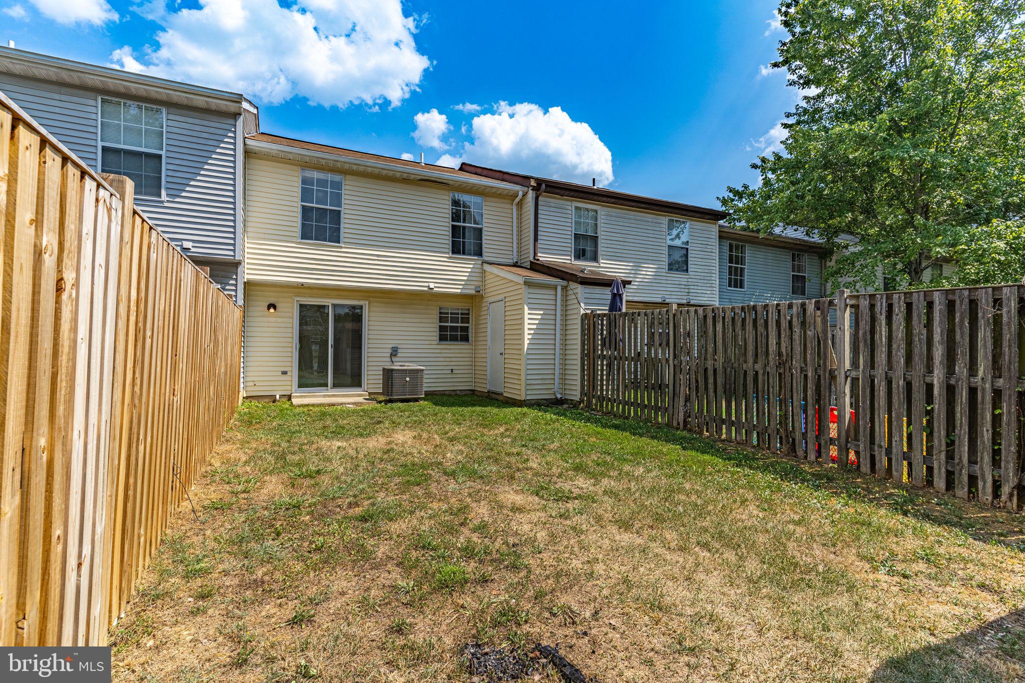 TANGLEWOOD TOWNHOMES - Residential