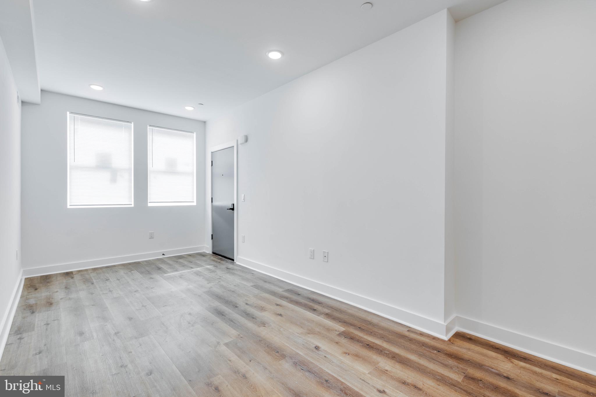 TEMPLE UNIVERSITY - Residential Lease