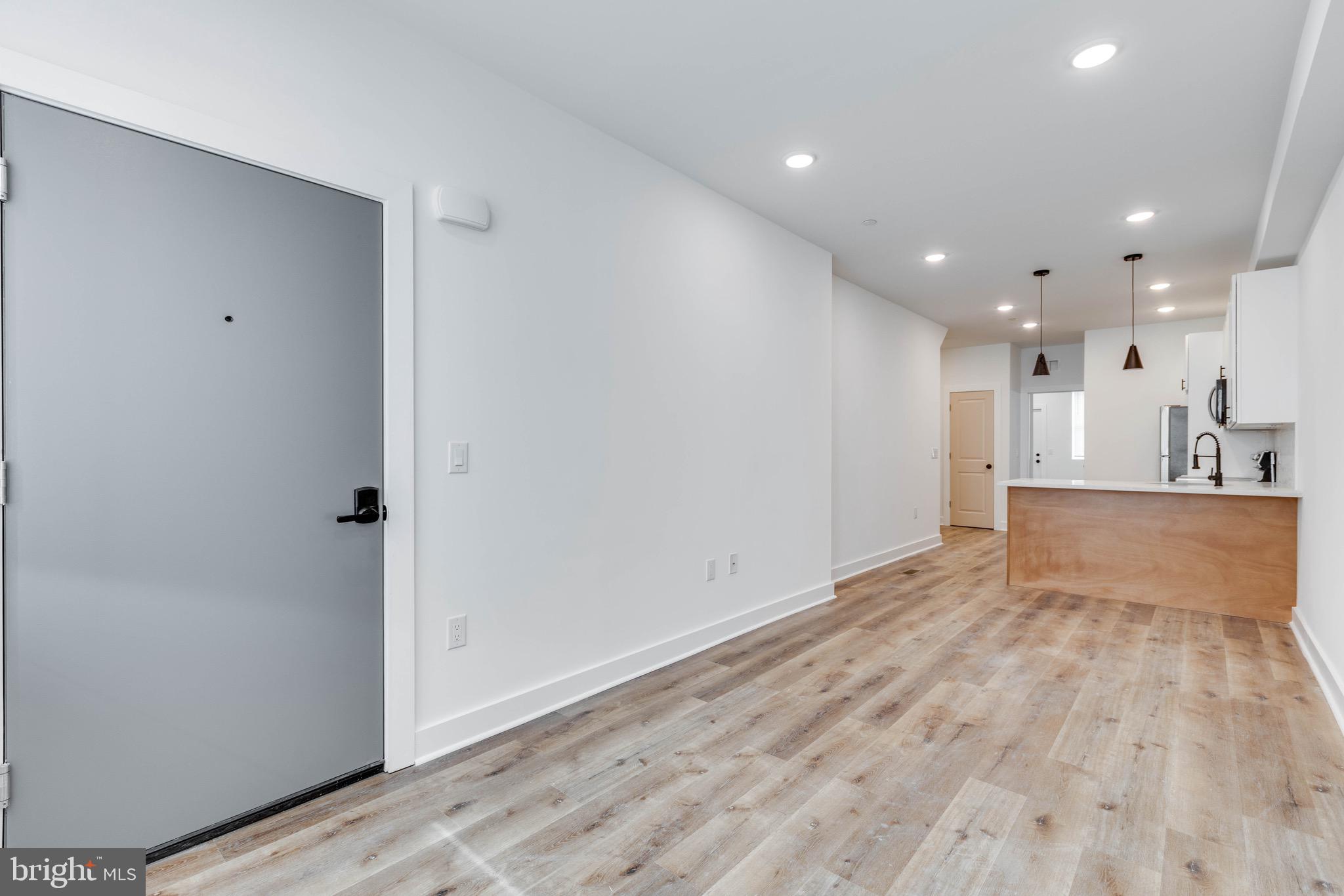 TEMPLE UNIVERSITY - Residential Lease