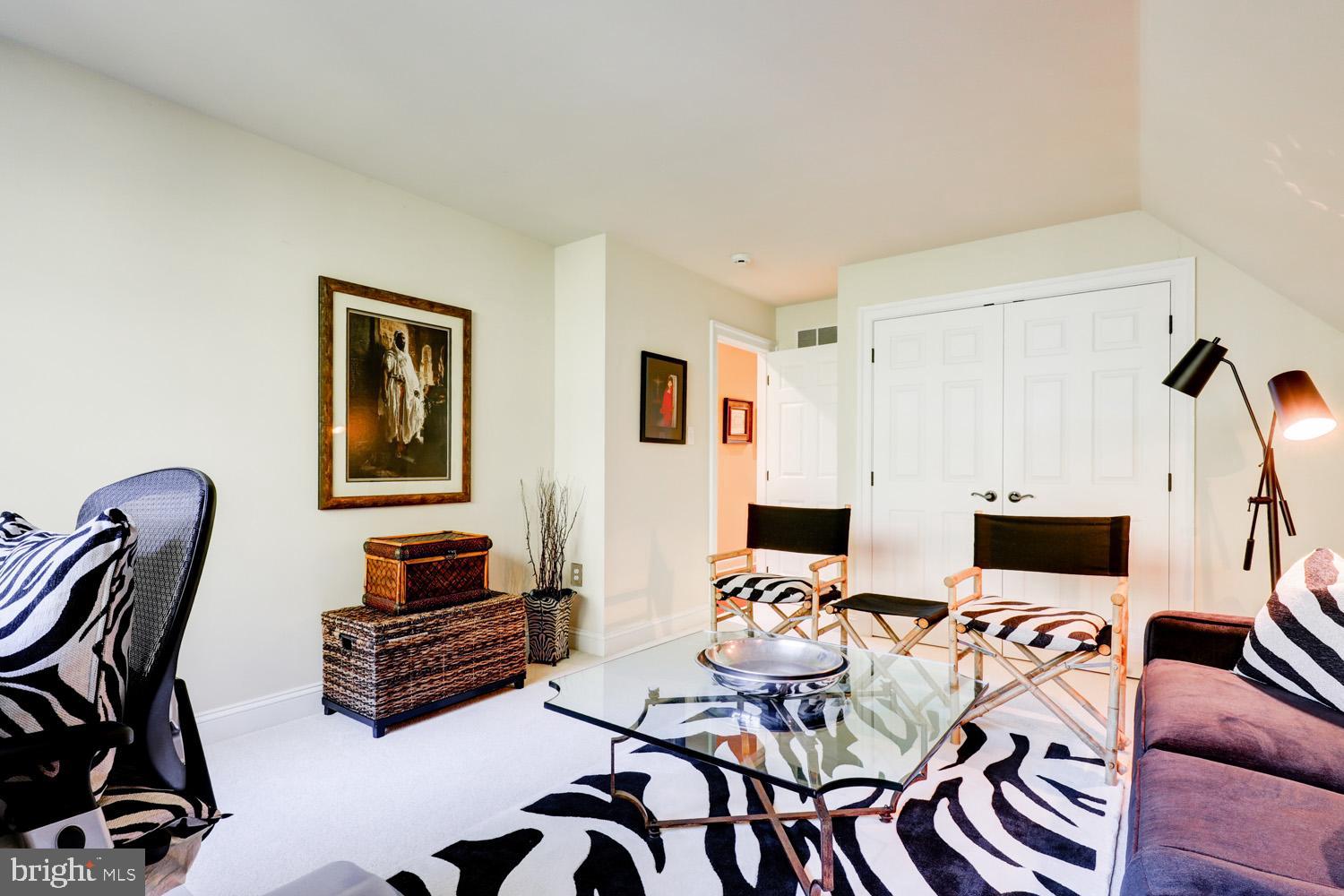 WEST VINCENT - Residential