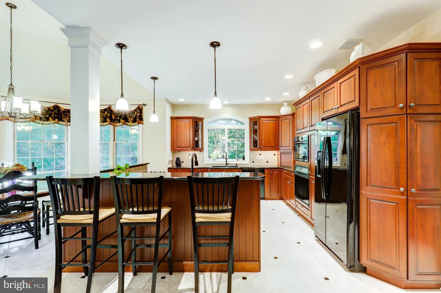 WEST VINCENT - Residential