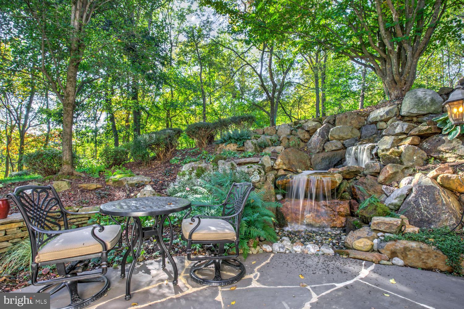 WEST VINCENT - Residential