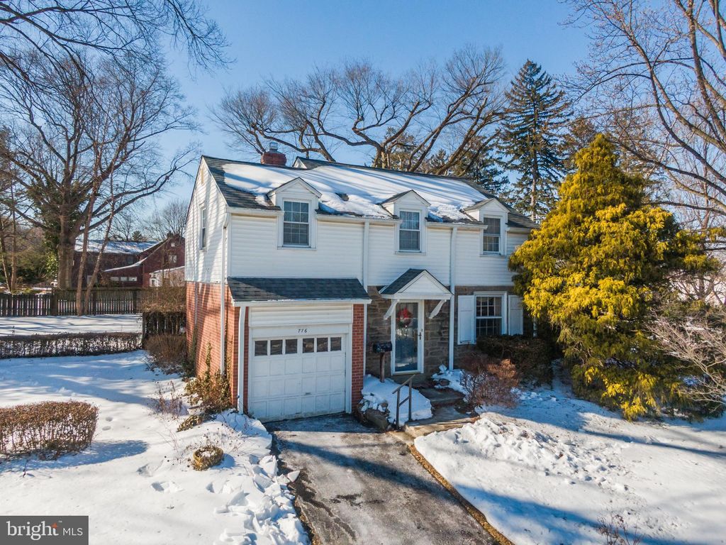 Photo of 776 Brooke Road, GLENSIDE, PA 19038 (MLS # PAMC2166876)