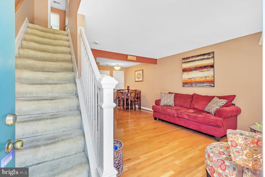 HIGHLAND AT LANDOVER STATION - Residential