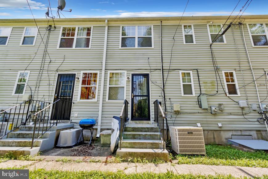 HIGHLAND AT LANDOVER STATION - Residential