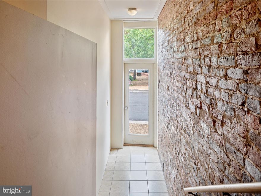 Fantastic rental downtown Front Royal! Walk to all of your favorite shops and restaurants, and enjoy close proximity to I-66 for all of your commuting needs.  This light-filled Loft apartment features hardwood floors in the living room and in both bedrooms. There is a spacious eat-in kitchen, featuring a built-in bookcase.   Could also be used as an office. Plus one dedicated Parking space. No smoking and no pets.