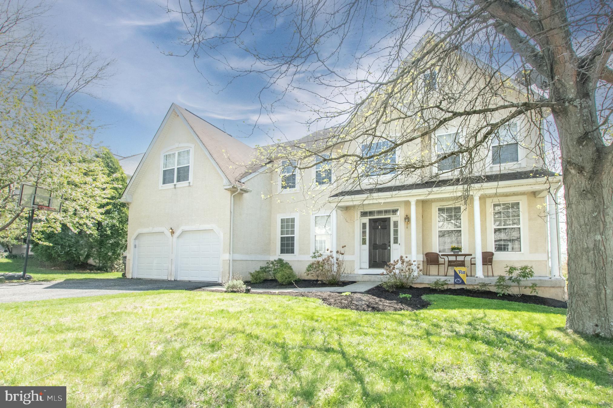 6 HUNTERS HILL DRIVE