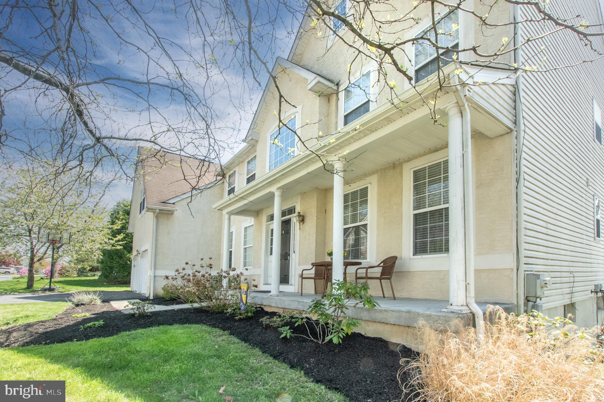6 HUNTERS HILL DRIVE