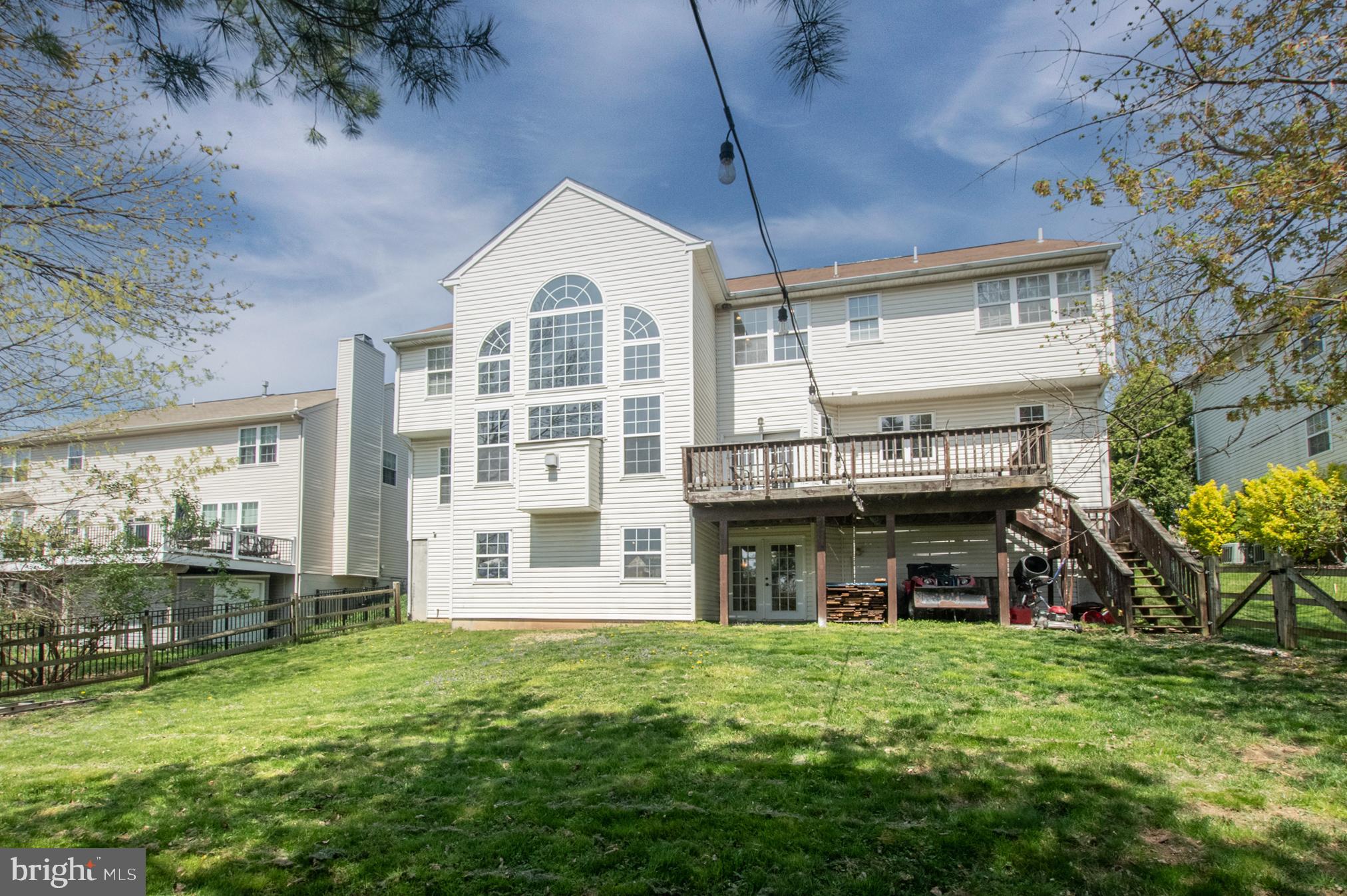 6 HUNTERS HILL DRIVE