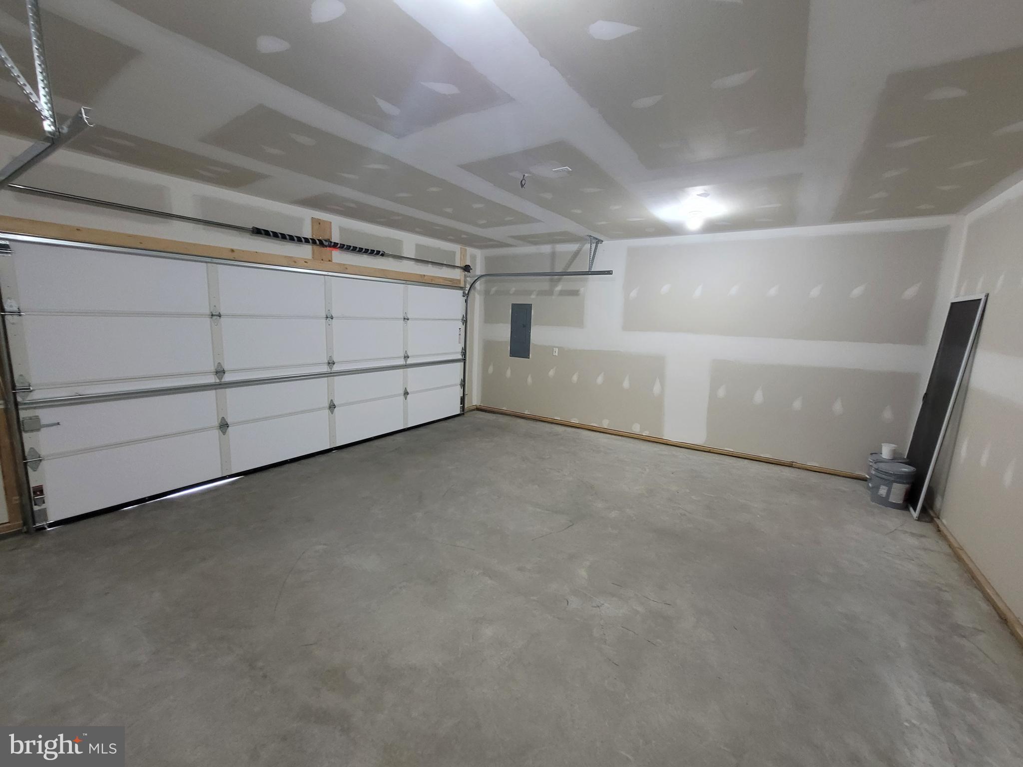 AVON BEND - Residential