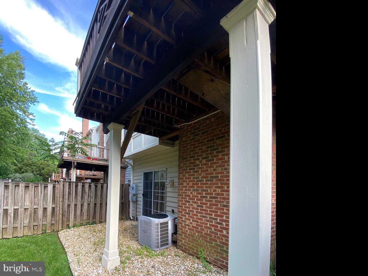 LANDS OF QUAKER VILLAGE - Residential Lease