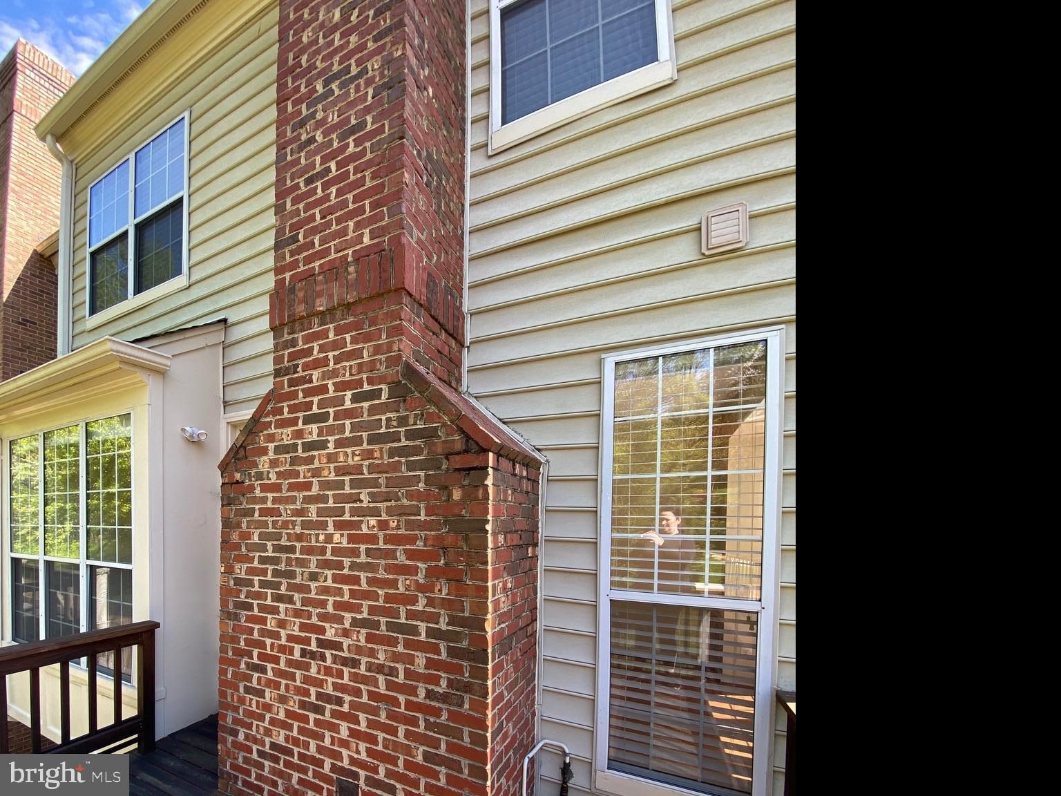 LANDS OF QUAKER VILLAGE - Residential Lease