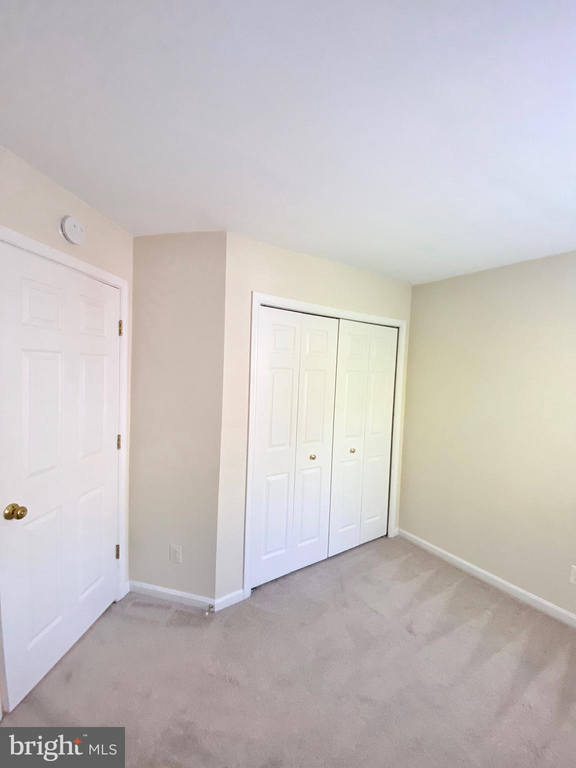 LANDS OF QUAKER VILLAGE - Residential Lease