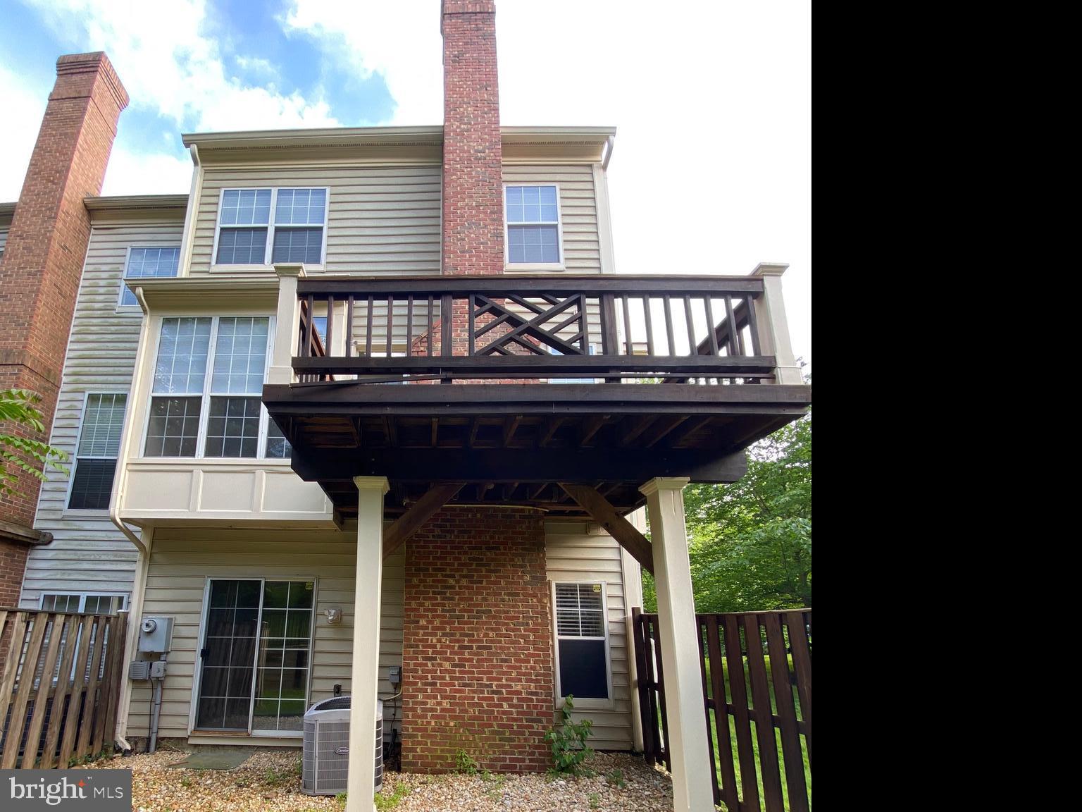 LANDS OF QUAKER VILLAGE - Residential Lease