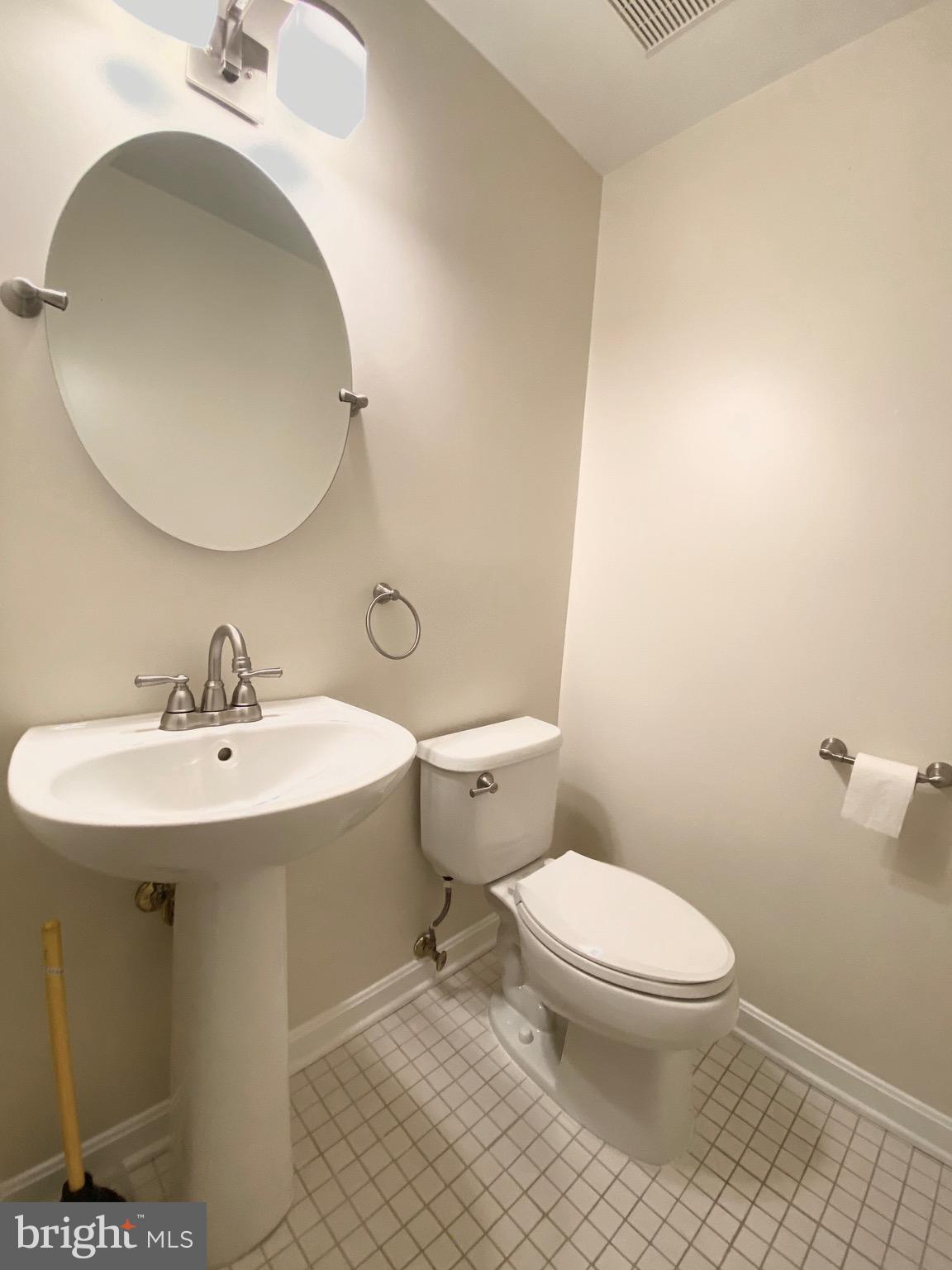 LANDS OF QUAKER VILLAGE - Residential Lease