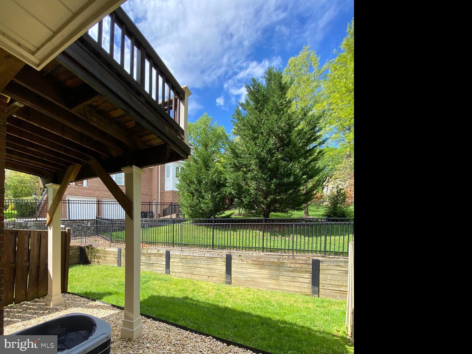 LANDS OF QUAKER VILLAGE - Residential Lease