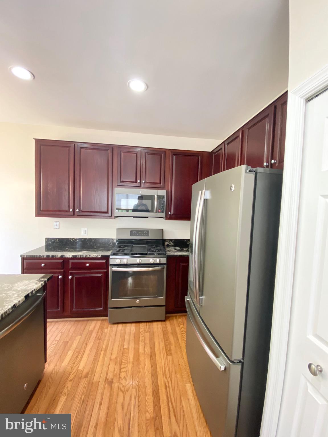 LANDS OF QUAKER VILLAGE - Residential Lease