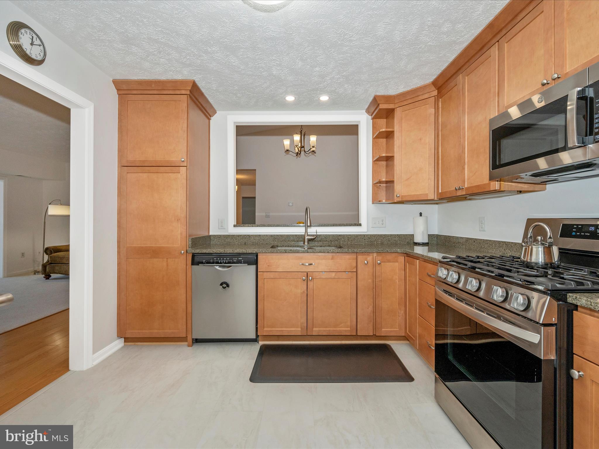 WINDBROOKE - Residential