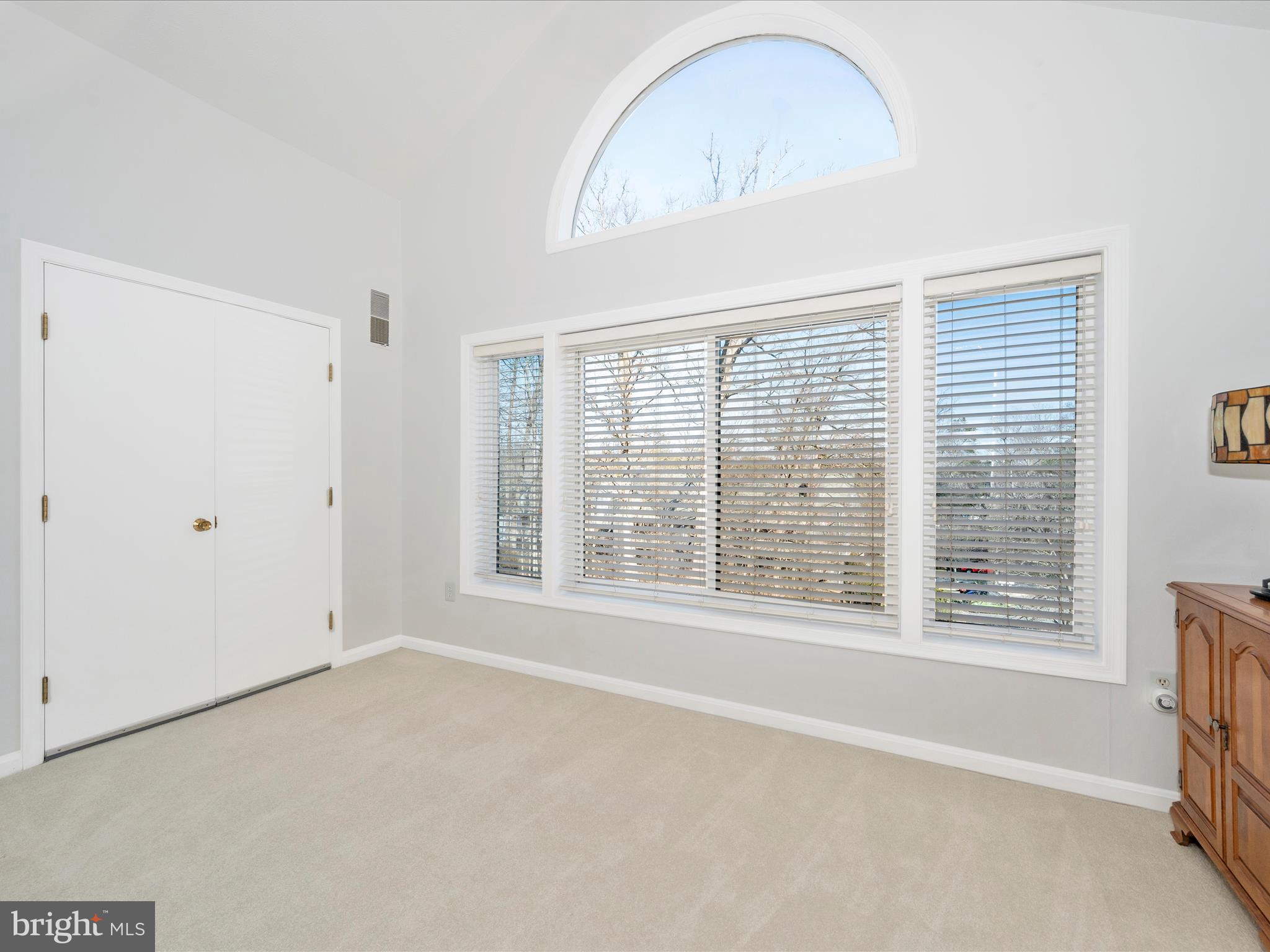 WINDBROOKE - Residential