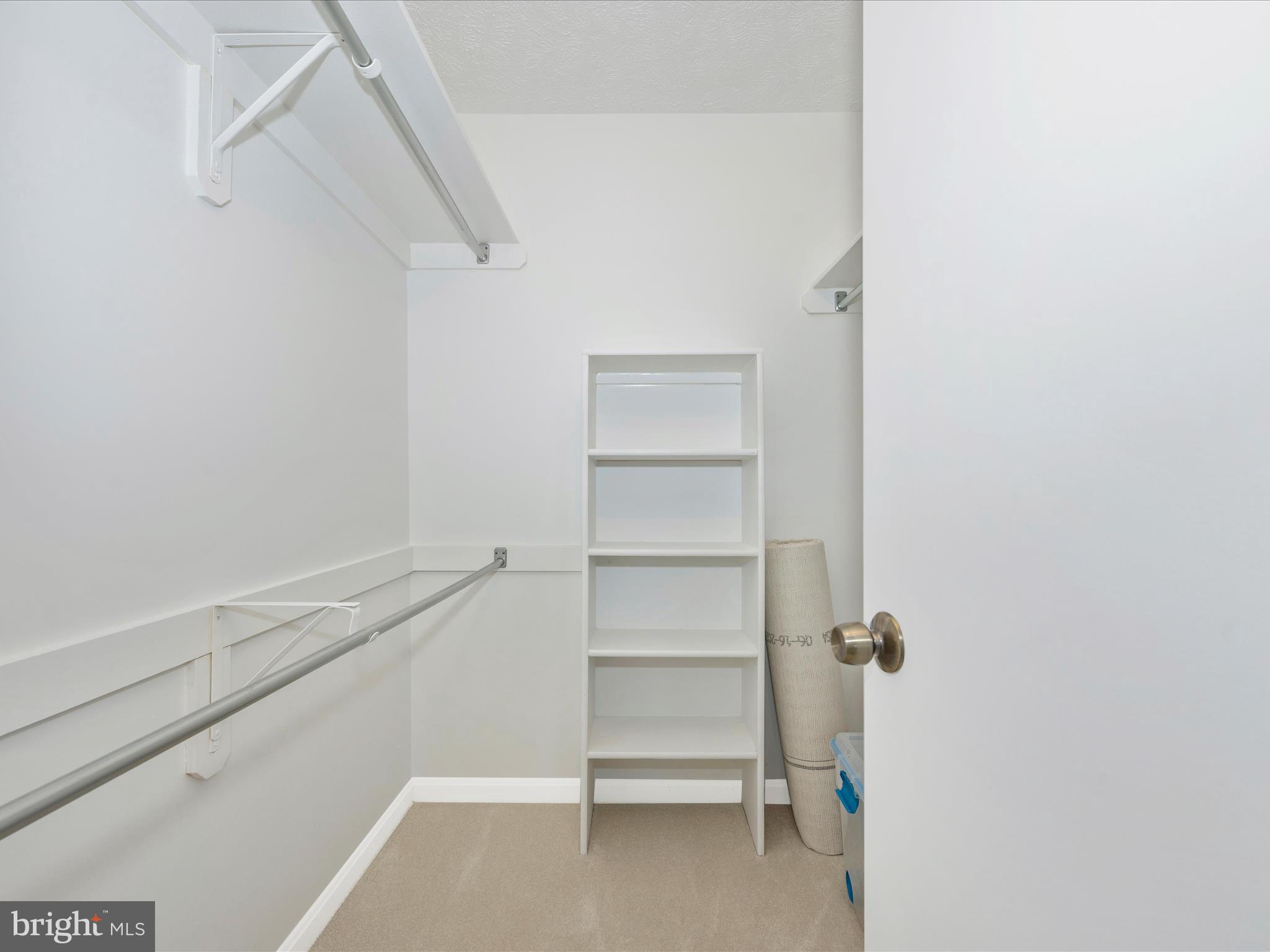 WINDBROOKE - Residential