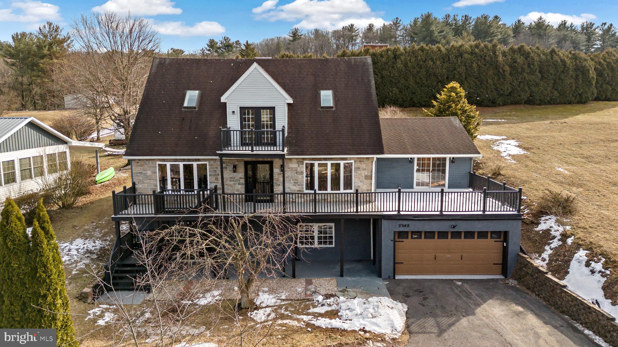 LAKE WYNONAH - Residential