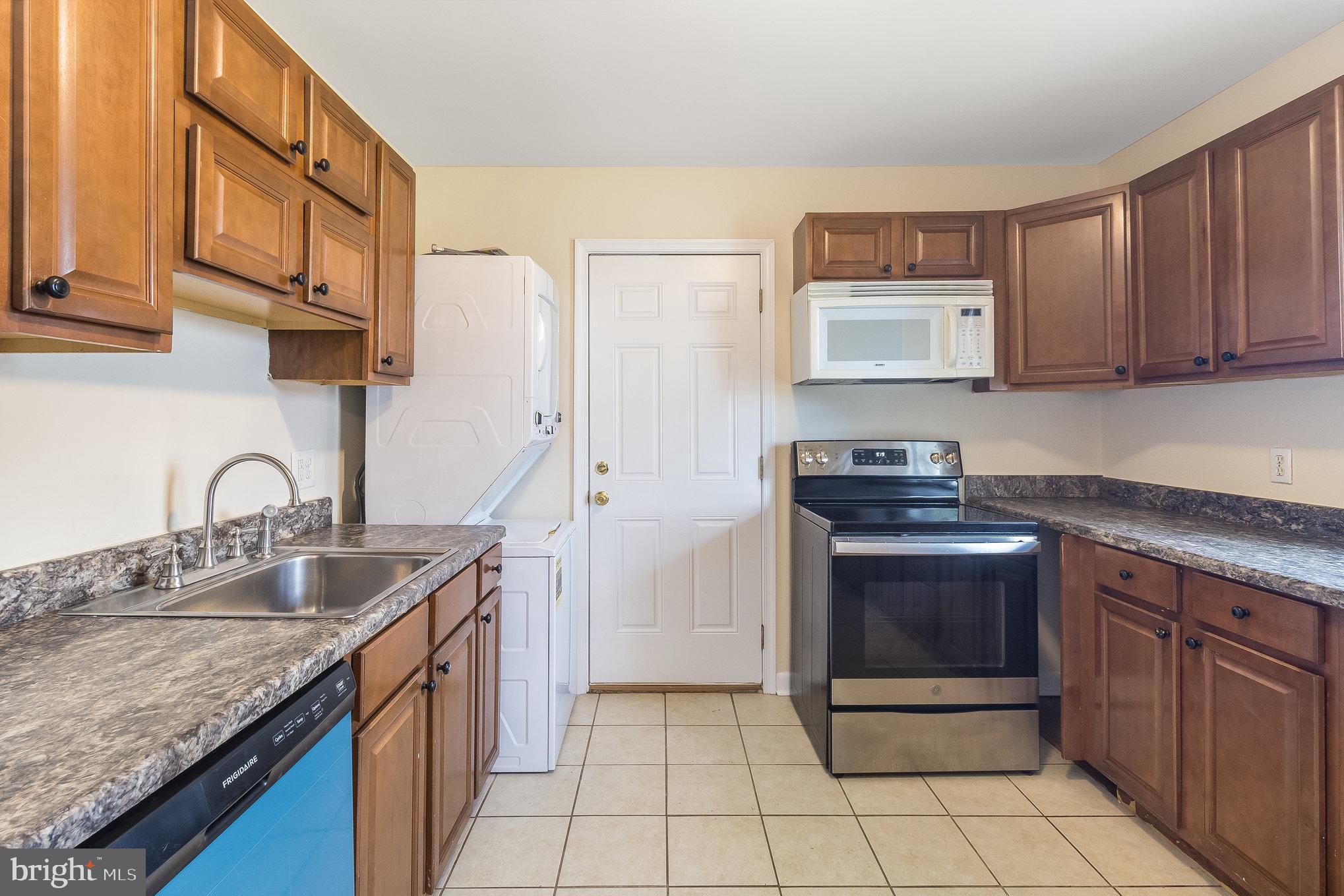 NORMANDY VILLAGE - Residential Lease