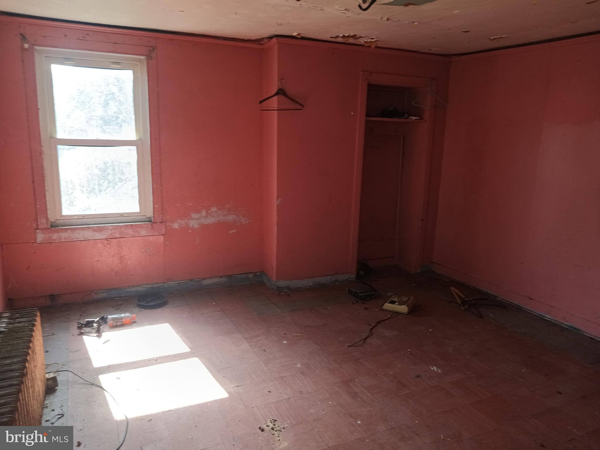 SHIPLEY HILL - Residential