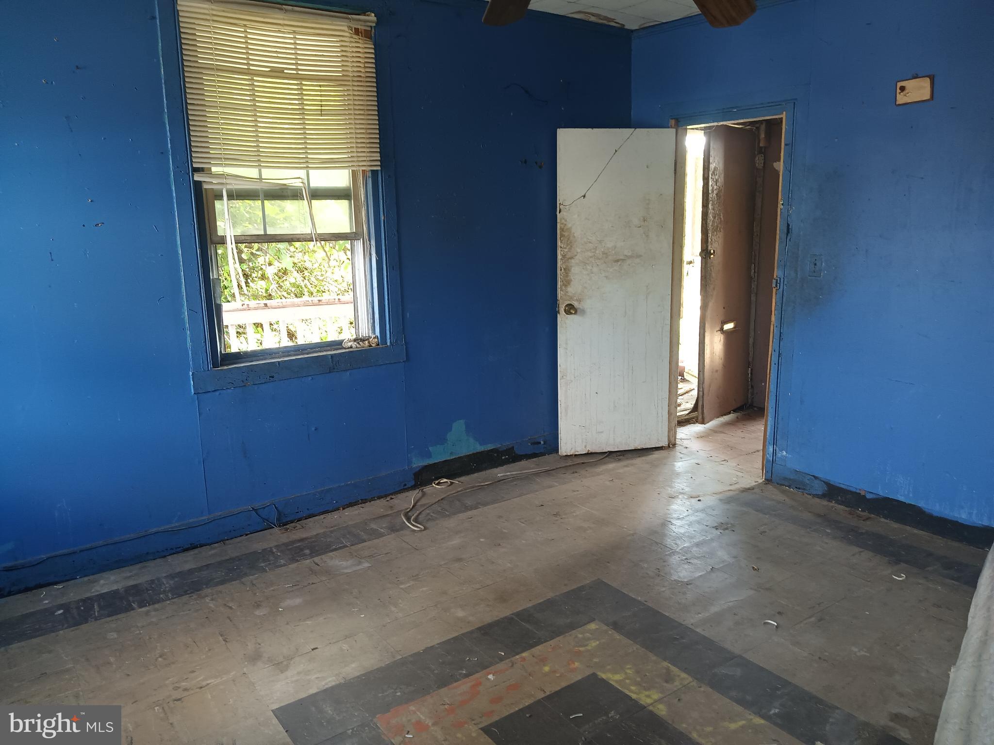 SHIPLEY HILL - Residential