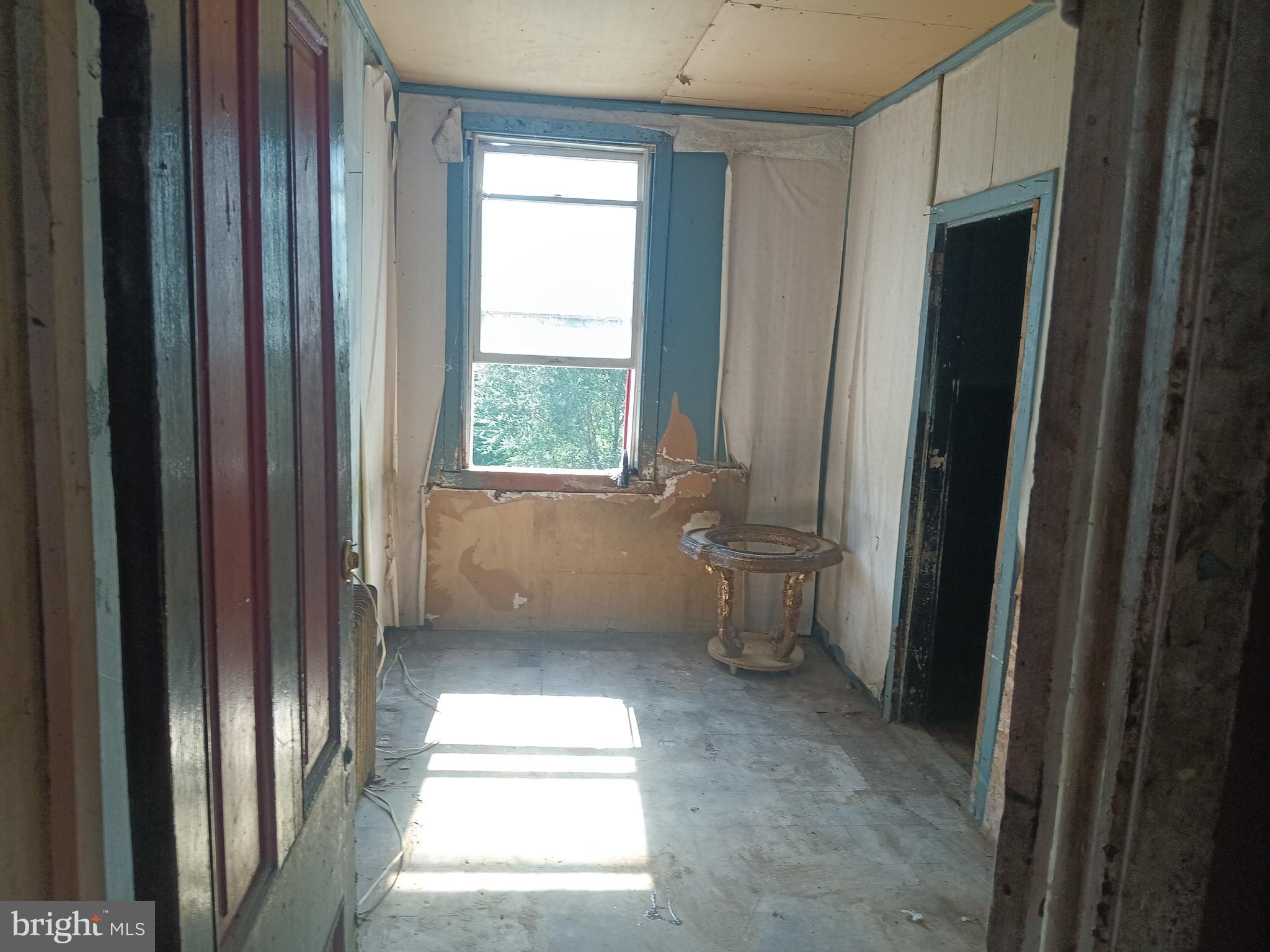 SHIPLEY HILL - Residential