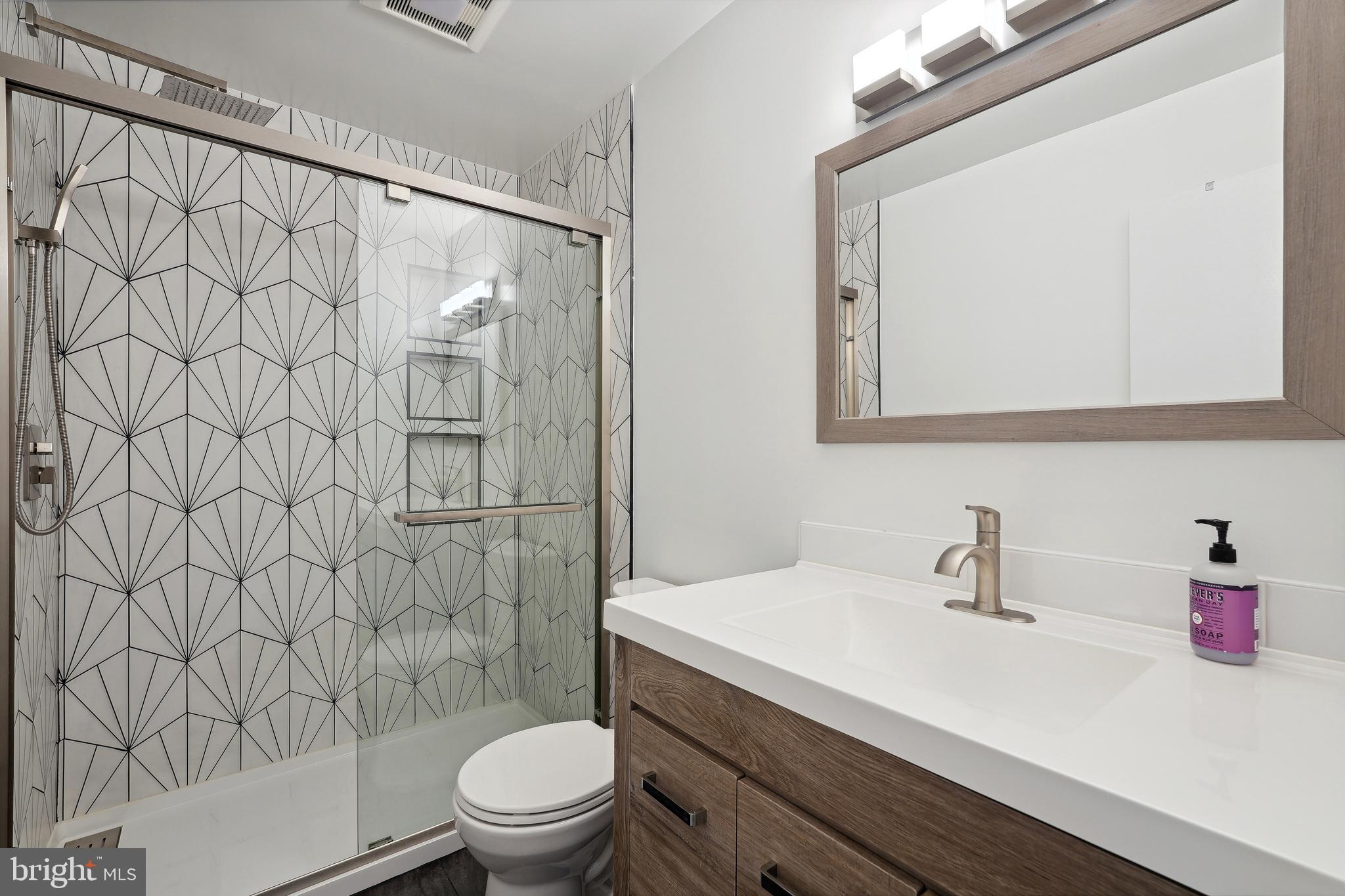 GROSVENOR MEWS - Residential Lease