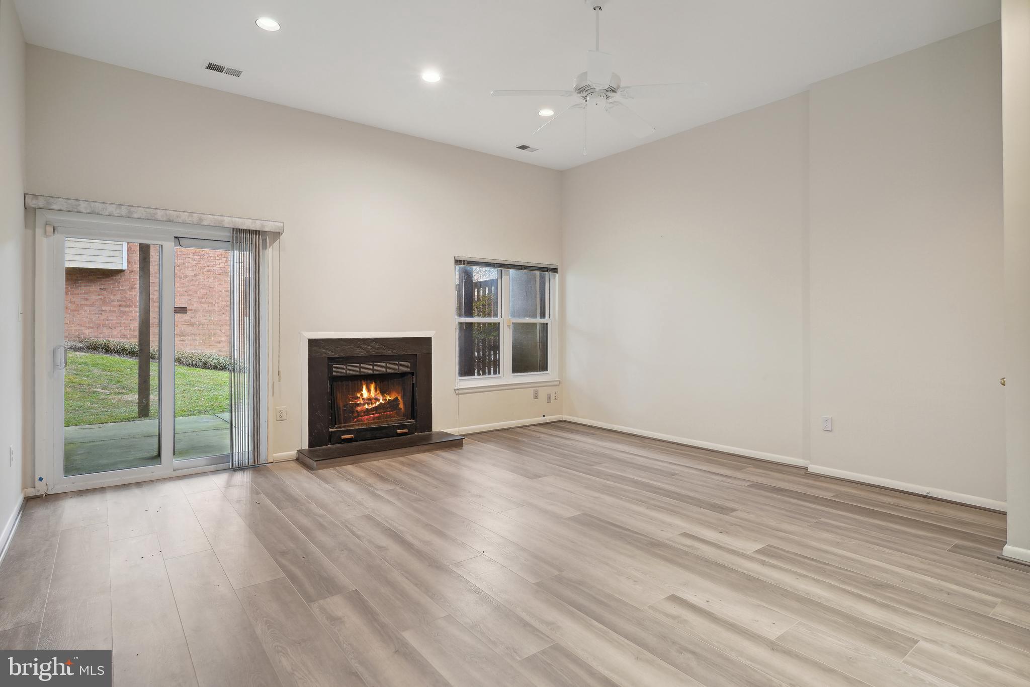 GROSVENOR MEWS - Residential Lease