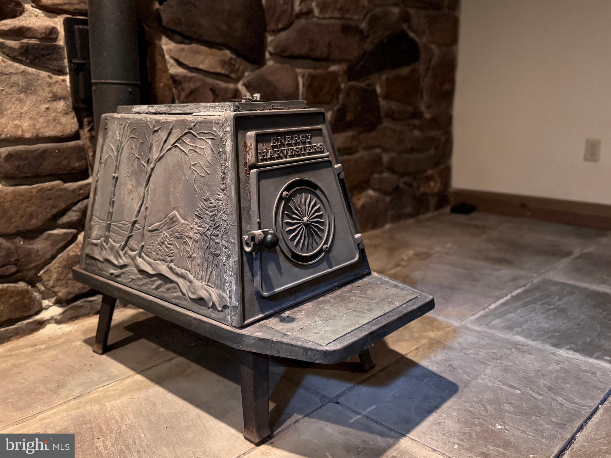 NITTANY HILLS - Residential