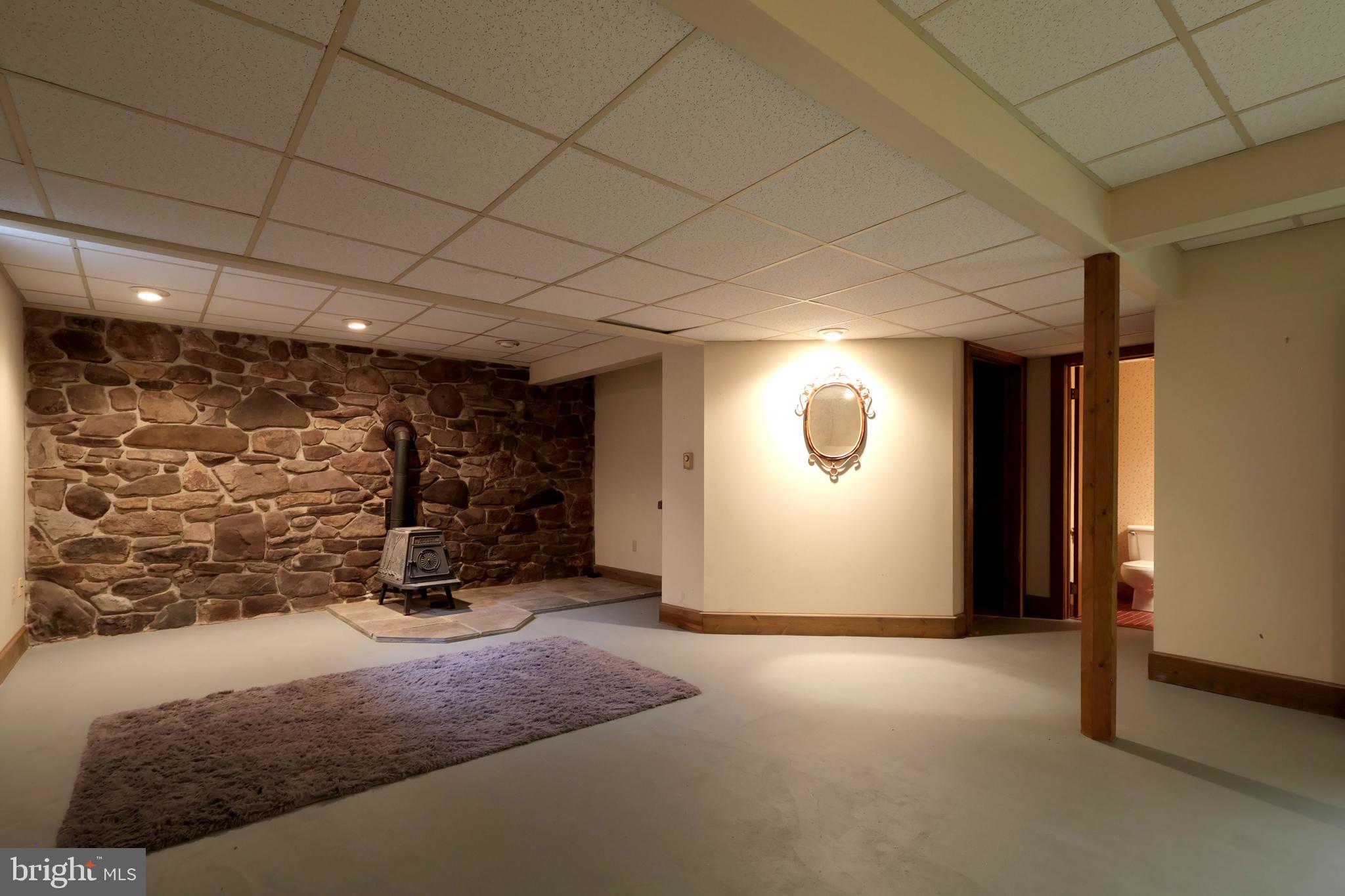 NITTANY HILLS - Residential