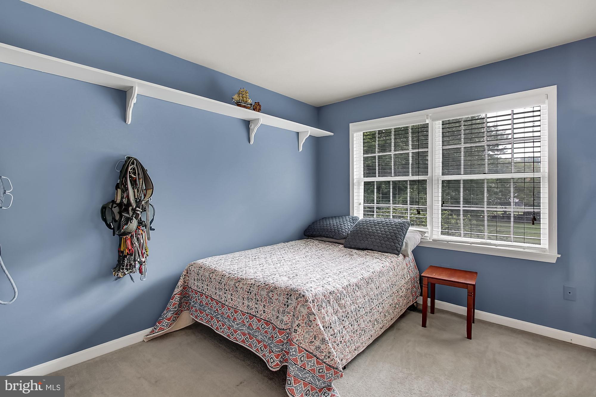 HAMPTON RIDGE - Residential