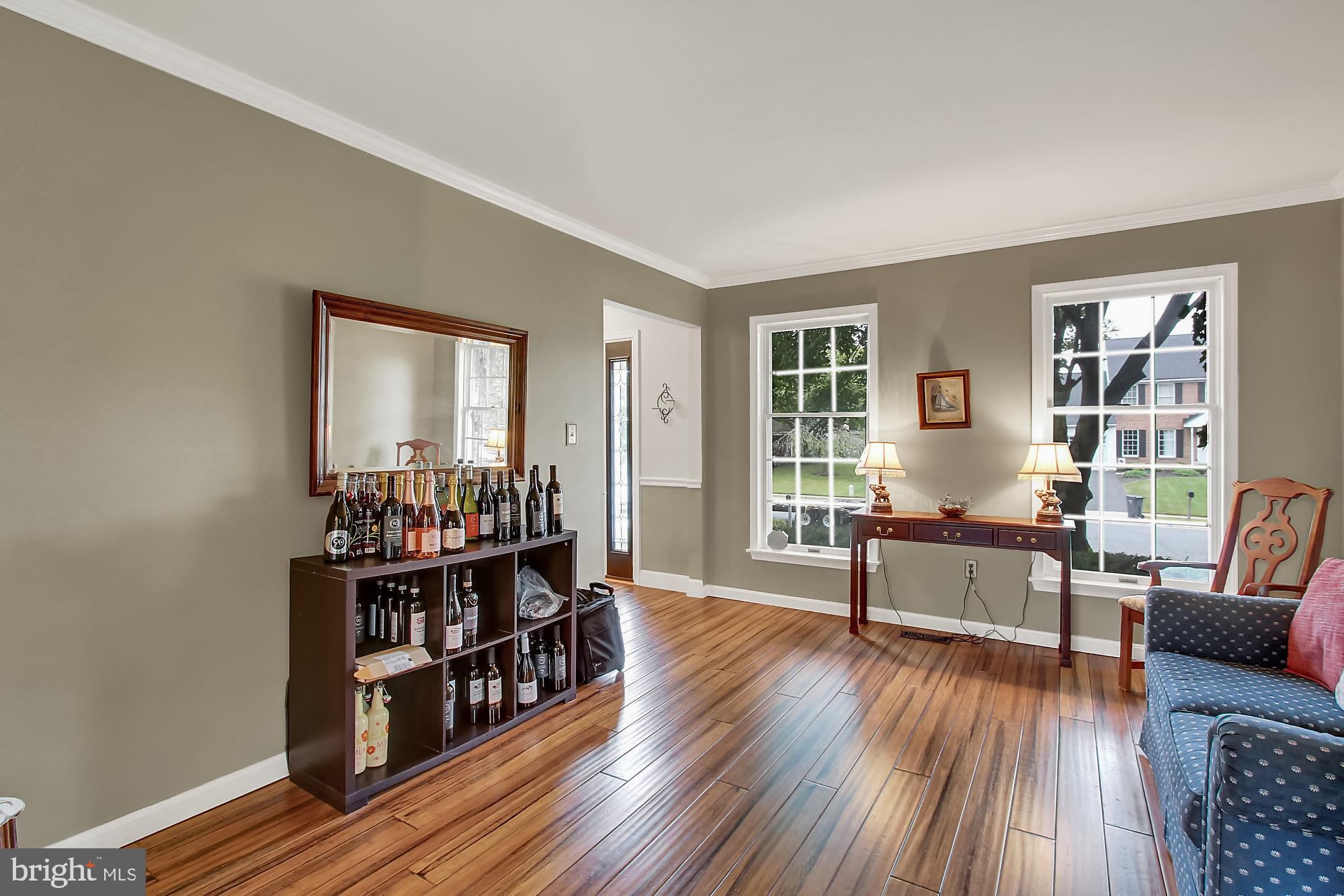 HAMPTON RIDGE - Residential