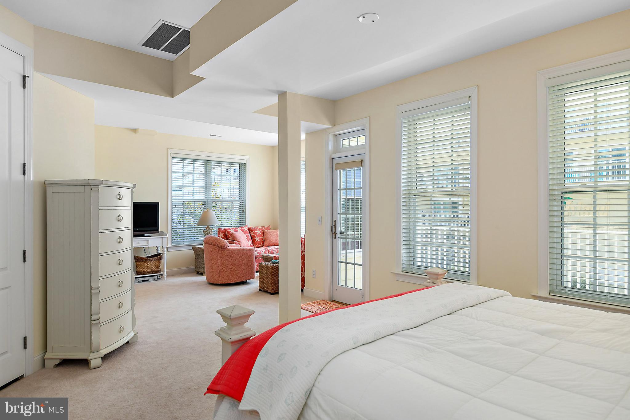 OCEANBAY CITY - Residential