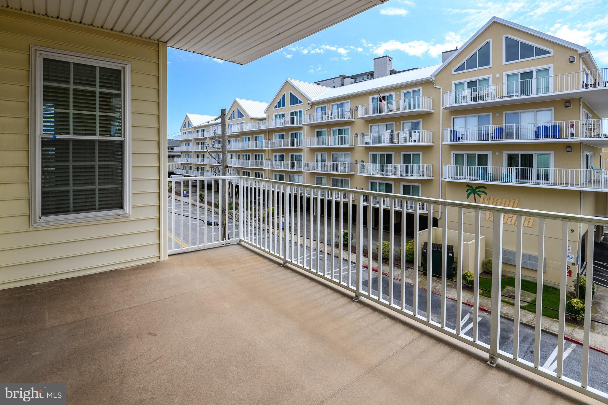 OCEANBAY CITY - Residential