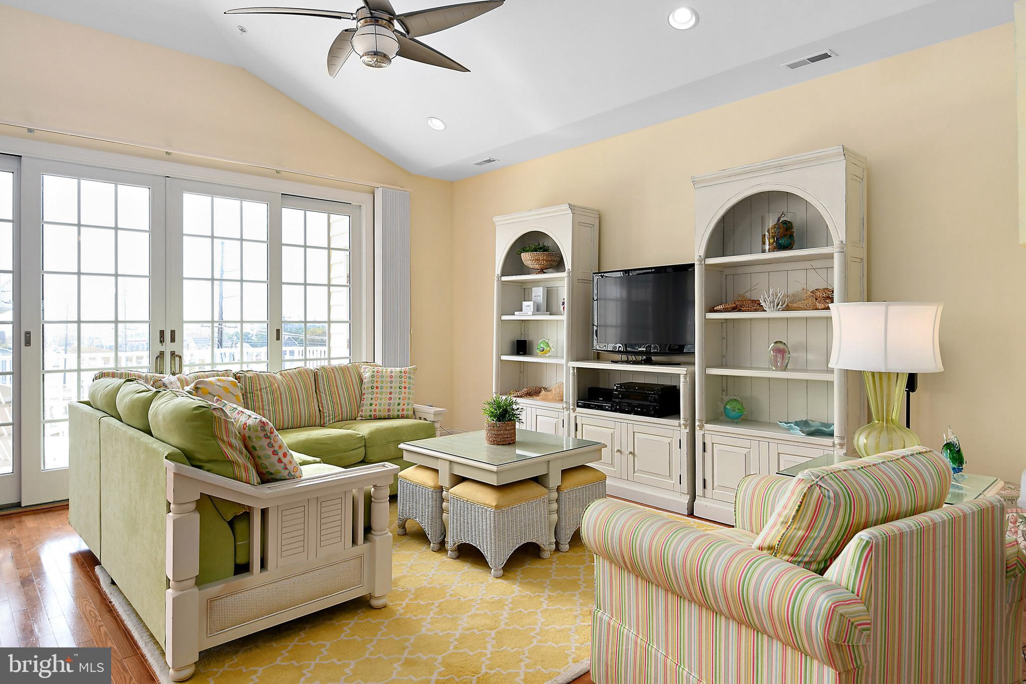 OCEANBAY CITY - Residential