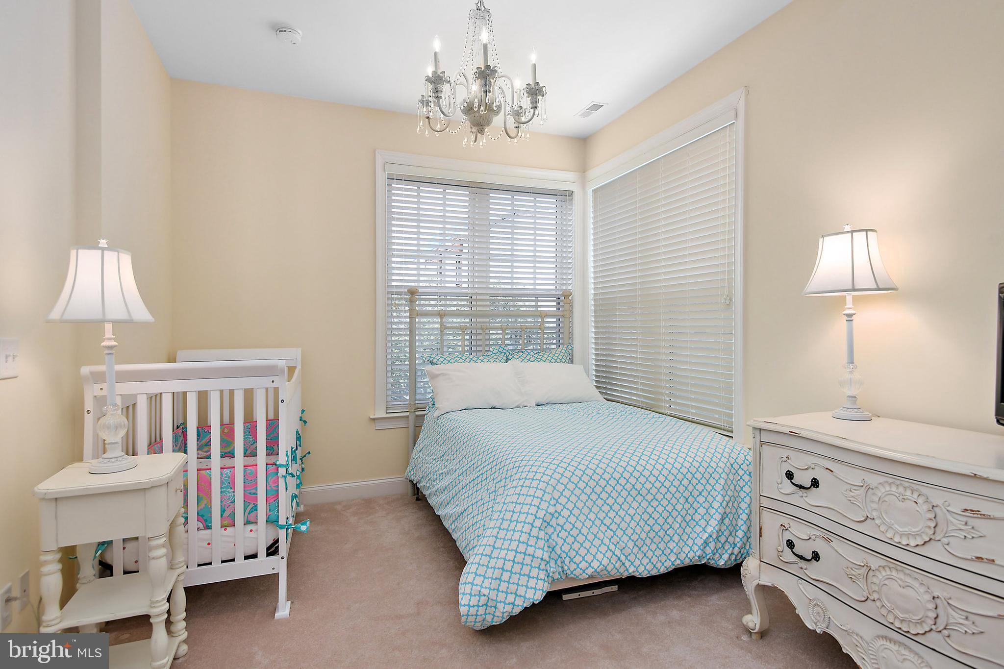 OCEANBAY CITY - Residential