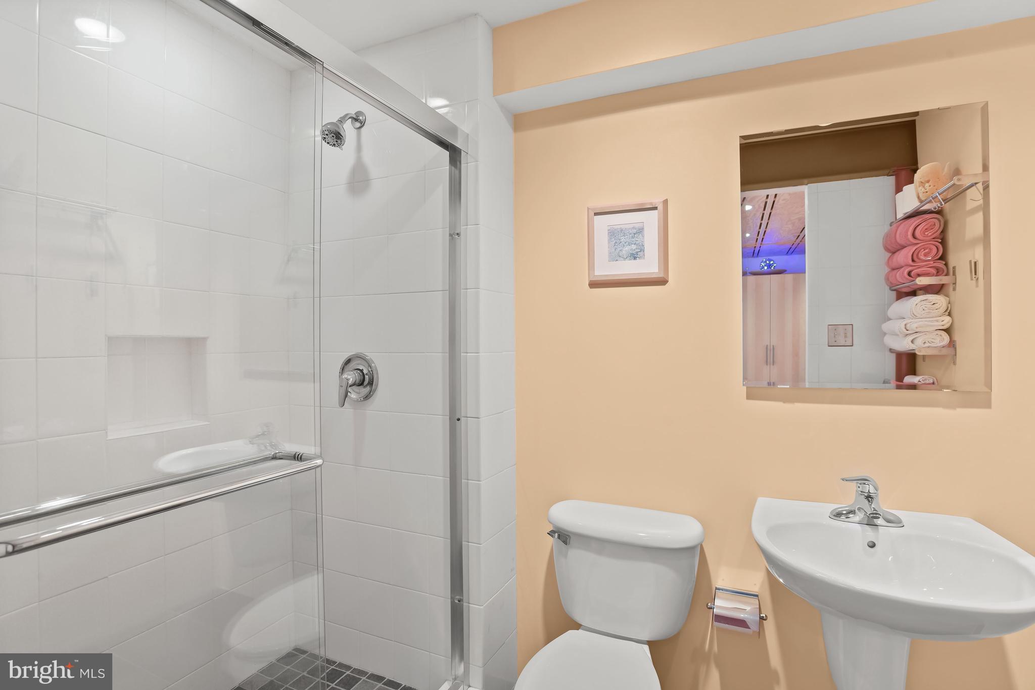 WAVERLY WOODS - Residential