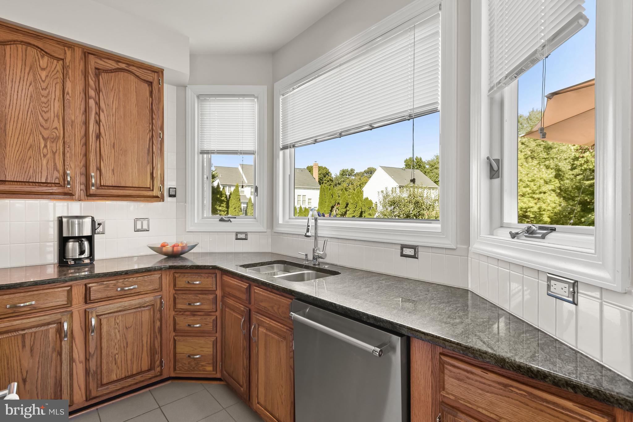 WAVERLY WOODS - Residential