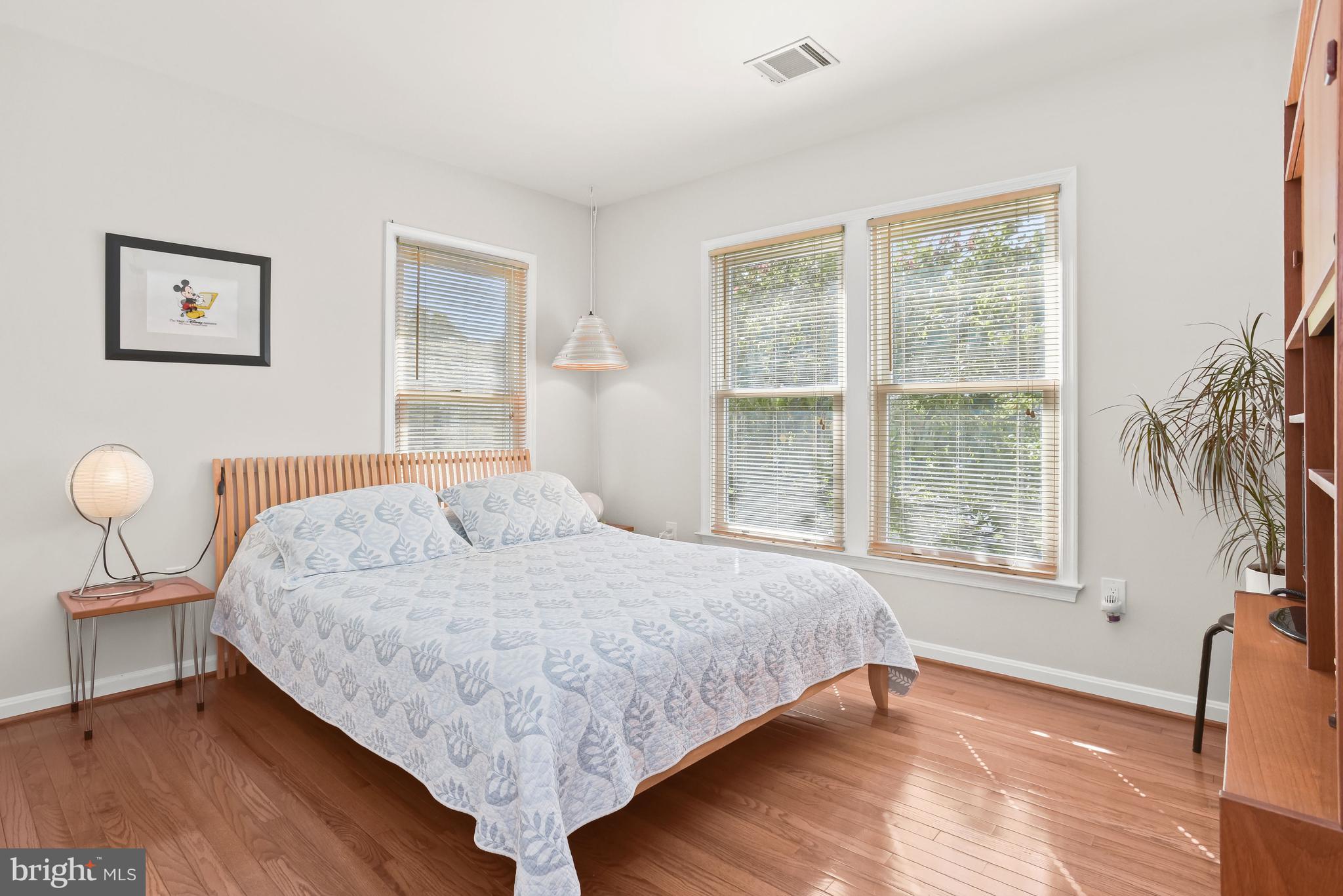 WAVERLY WOODS - Residential