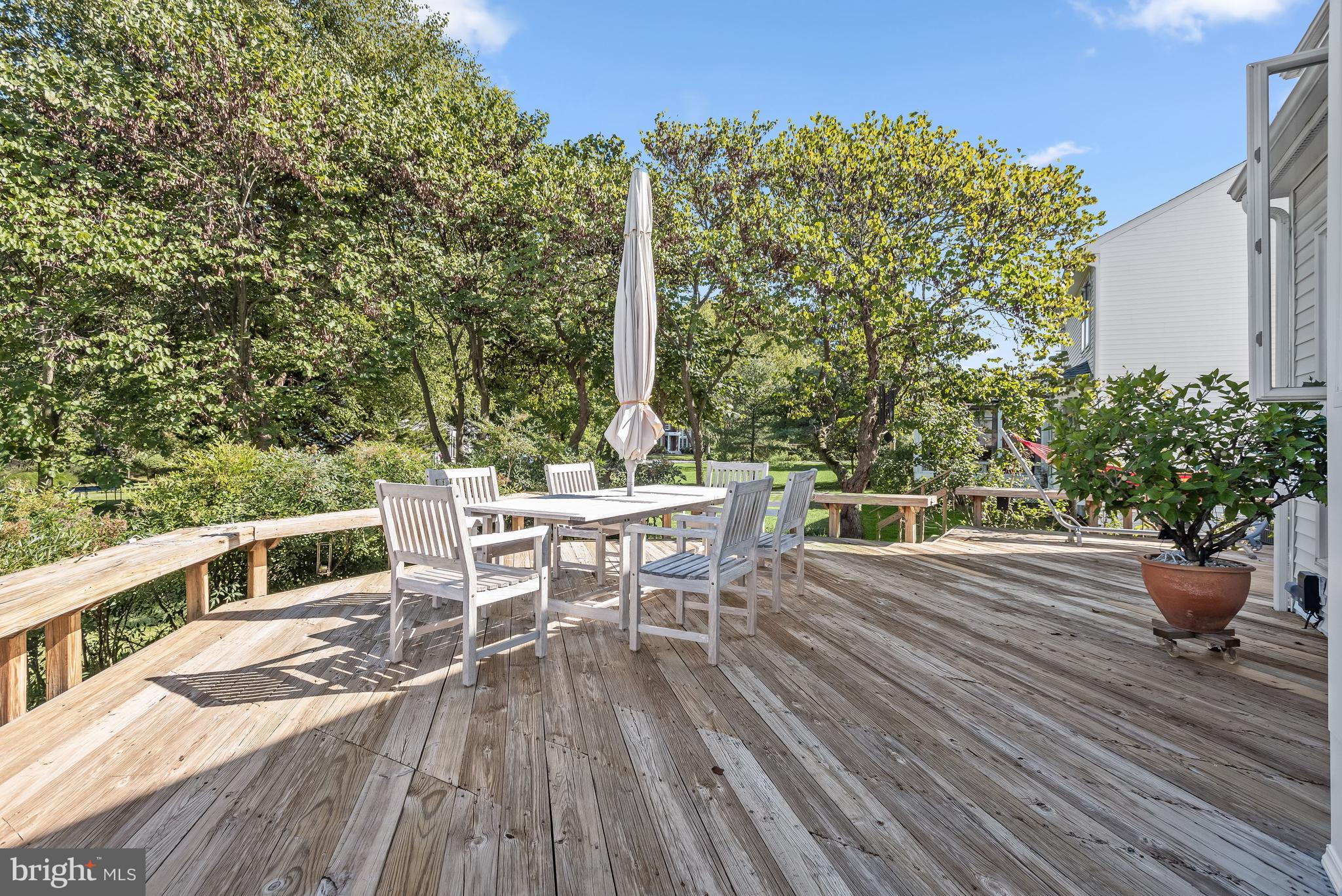 WAVERLY WOODS - Residential