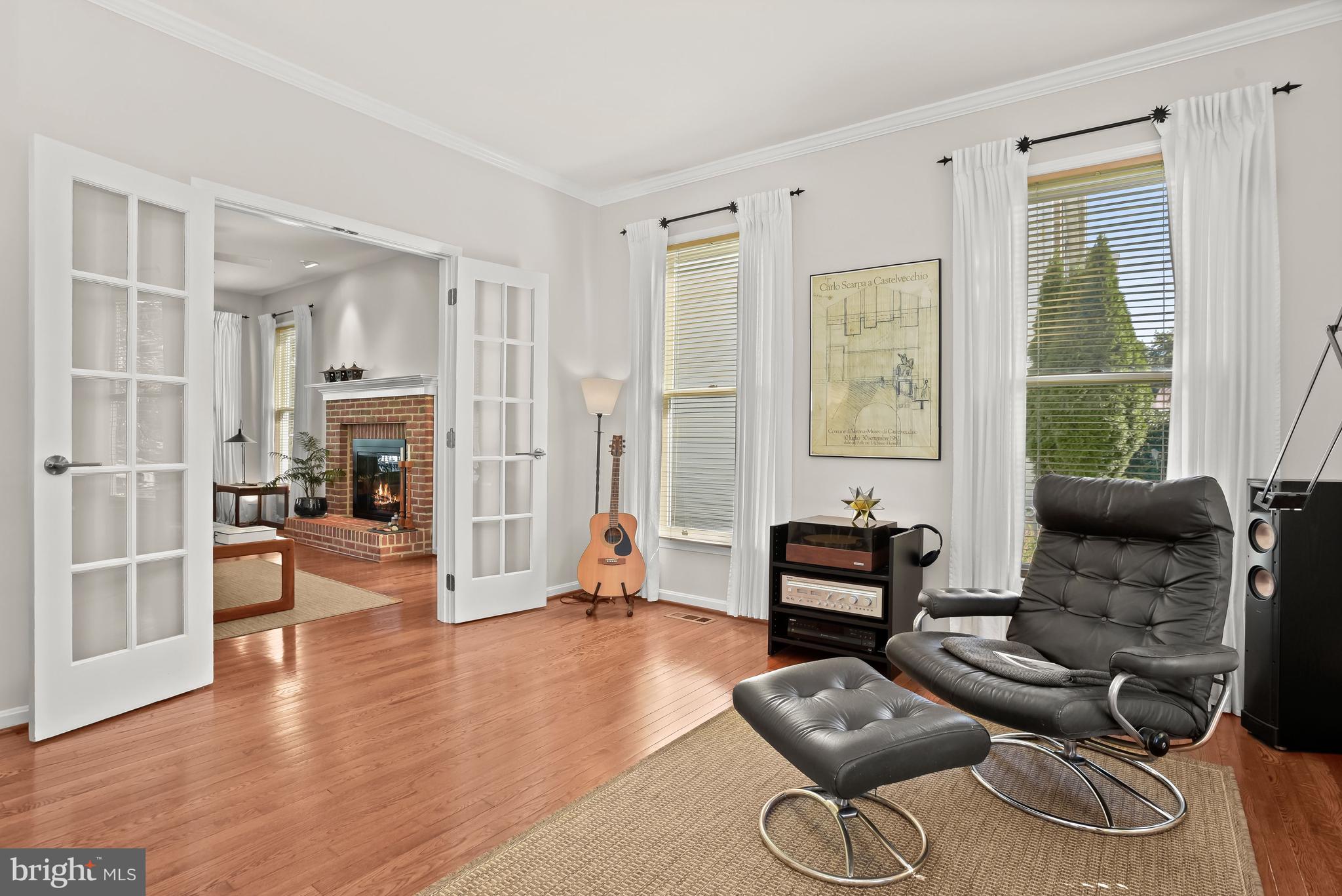 WAVERLY WOODS - Residential