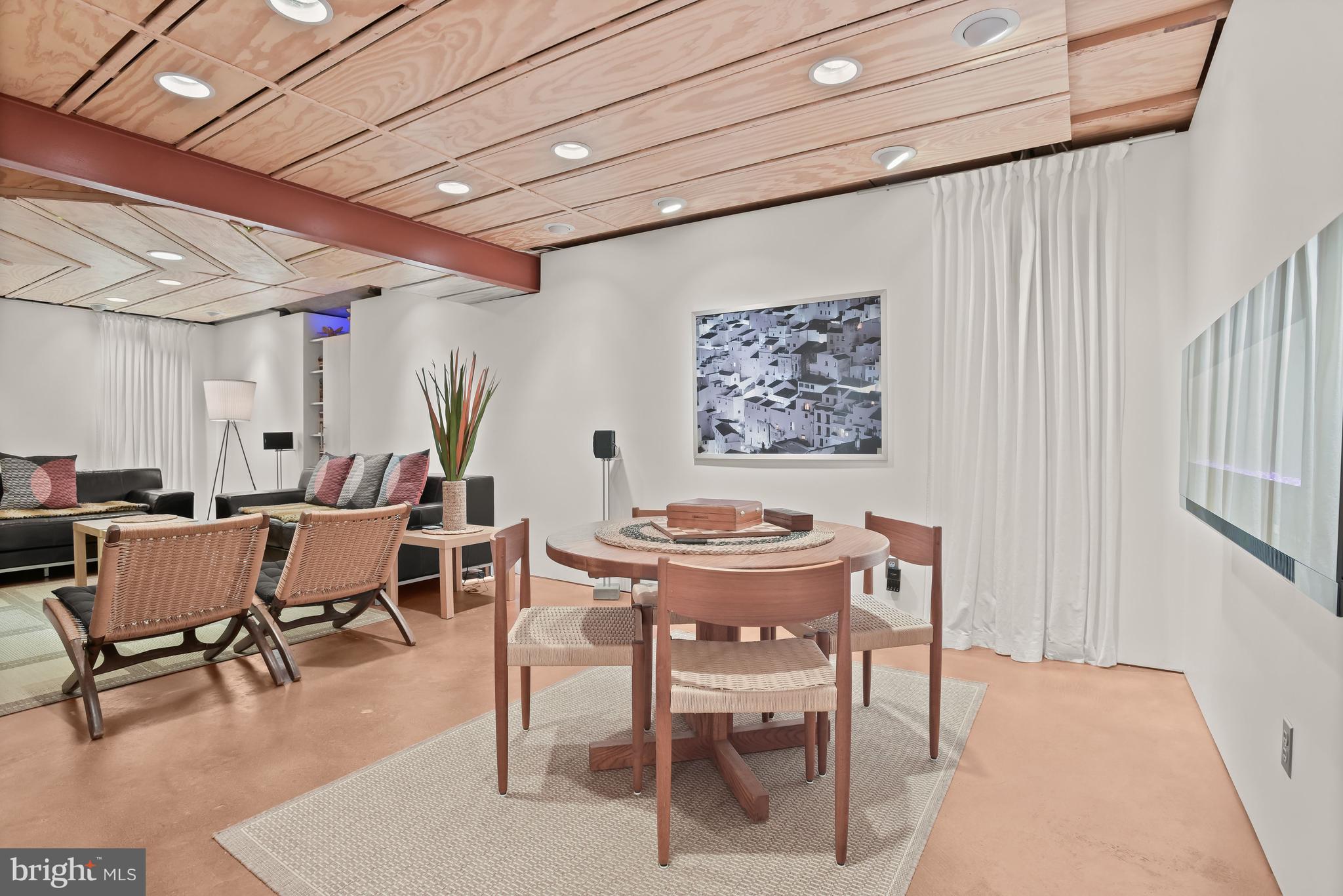 WAVERLY WOODS - Residential