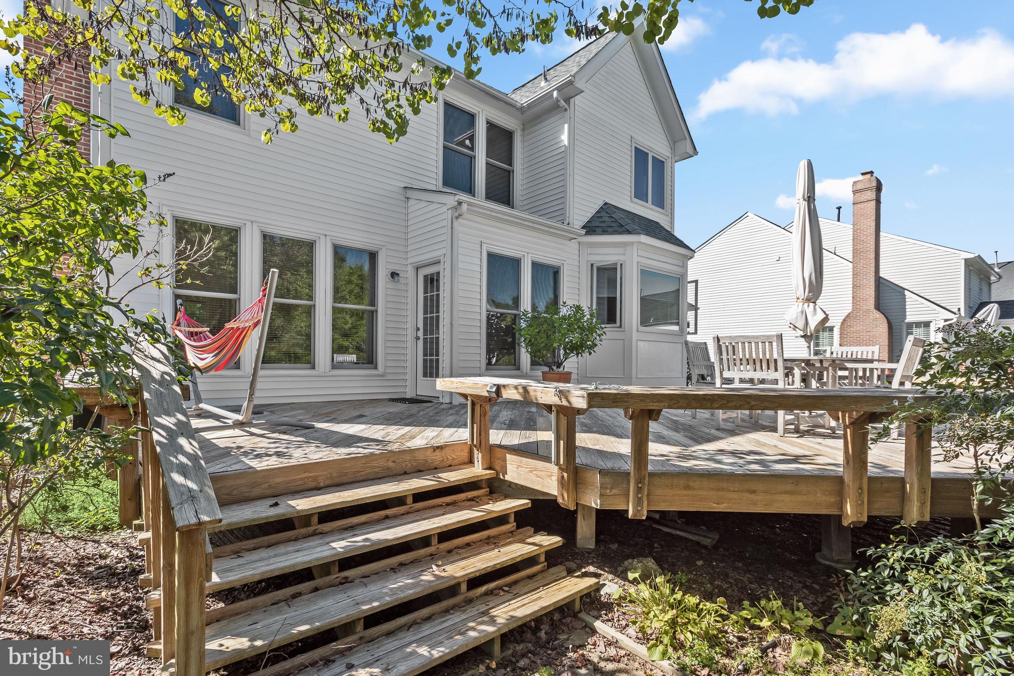 WAVERLY WOODS - Residential