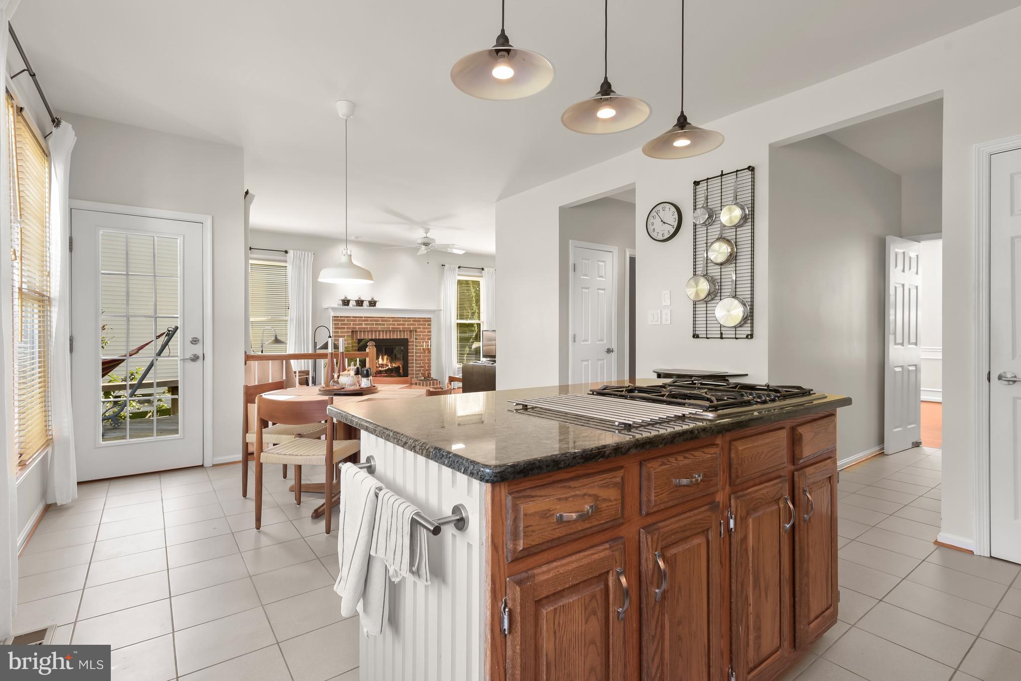 WAVERLY WOODS - Residential