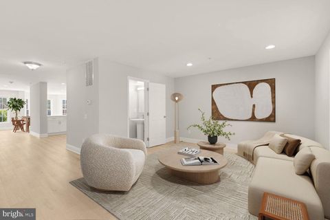 1755 W STREET SE A WASHINGTON DC 20020