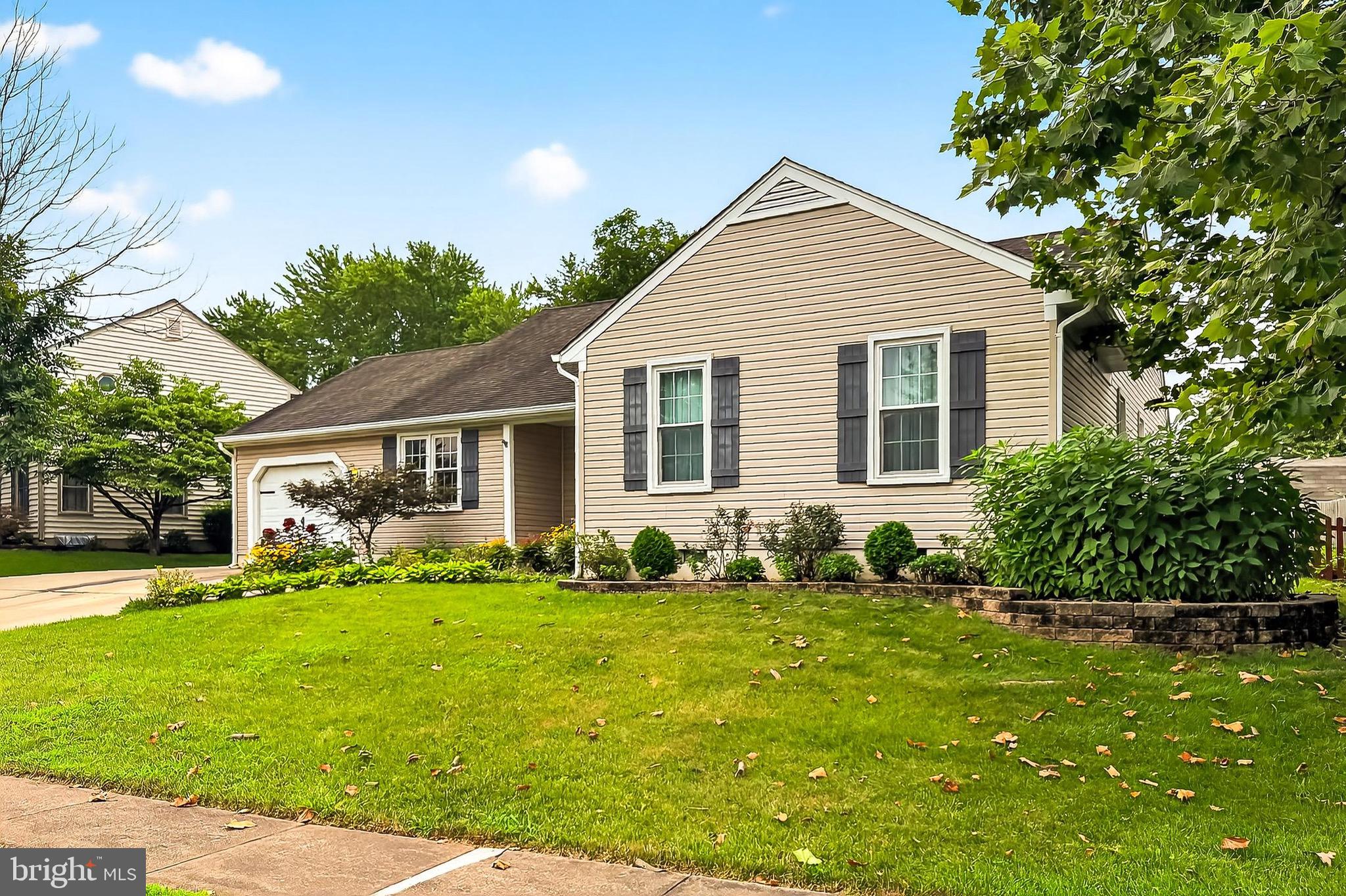 5405 CLUBSIDE LANE