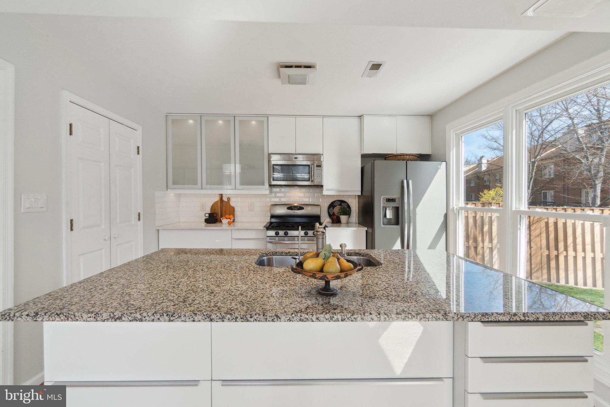 ASHTON HEIGHTS - Residential